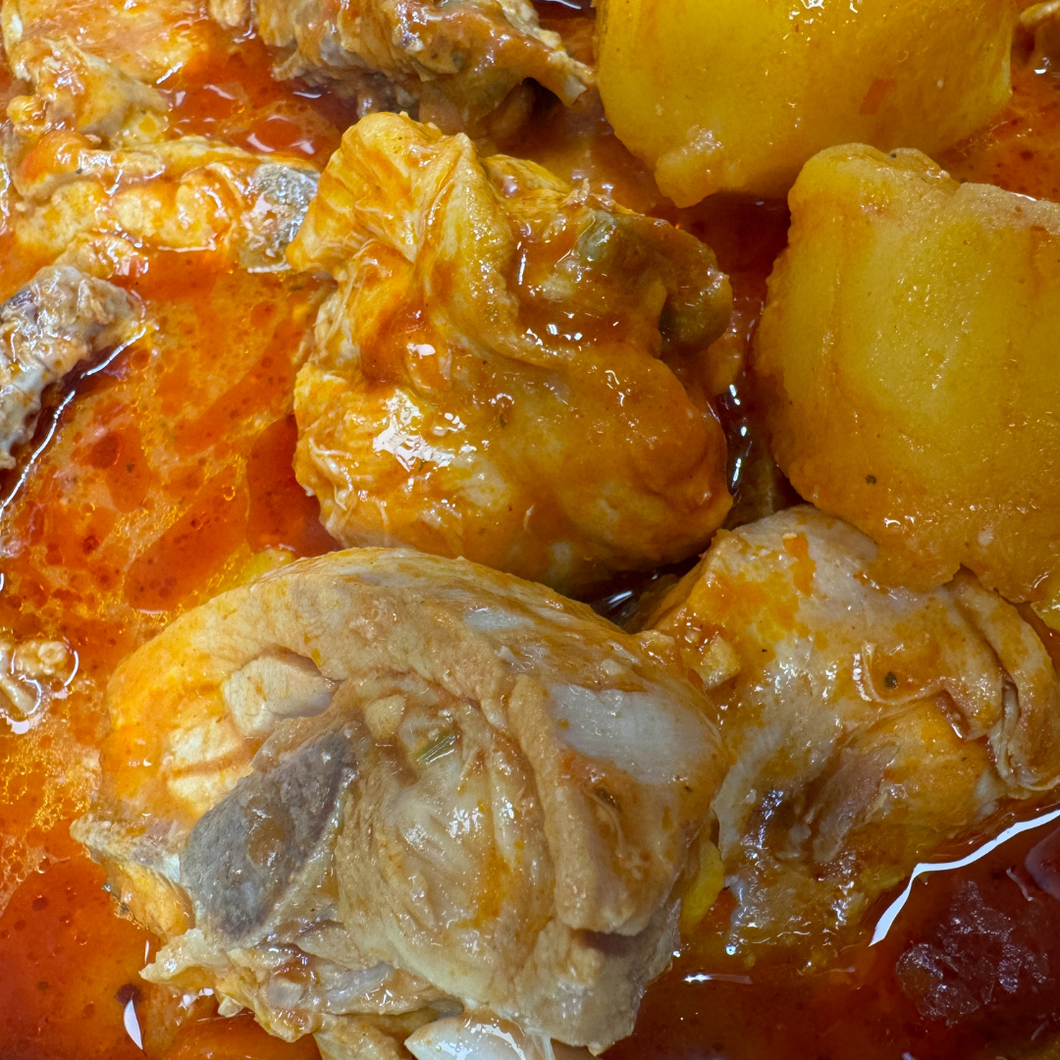 Pollo Guisado / Stewed Chicken