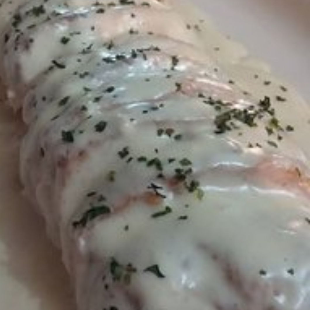 Pechuga de pollo rellena / Stuffed chicken breast
